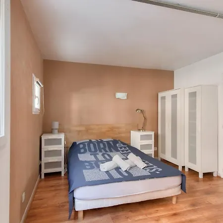 Studio With Parking Close To Metro And Tramway Lyon
